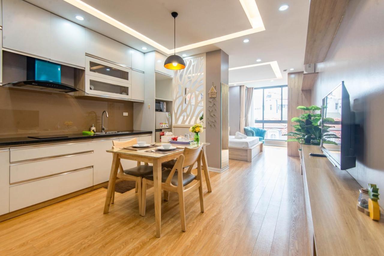22Housing Hotel & Residence 81 Linh Lang ฮานอย ภายนอก รูปภาพ