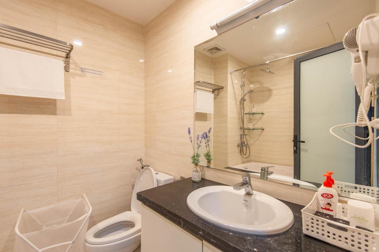 22Housing Hotel & Residence 81 Linh Lang ฮานอย ภายนอก รูปภาพ