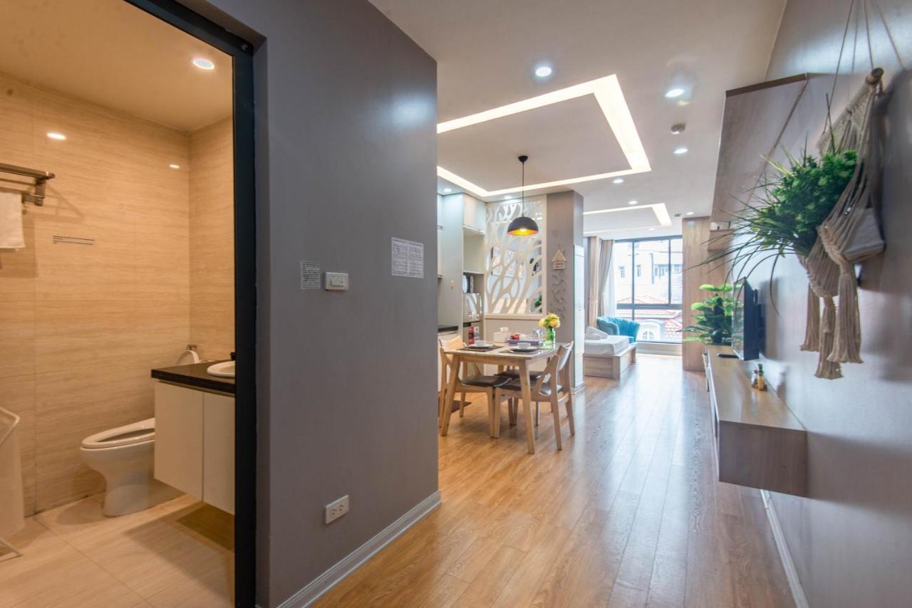 22Housing Hotel & Residence 81 Linh Lang ฮานอย ภายนอก รูปภาพ