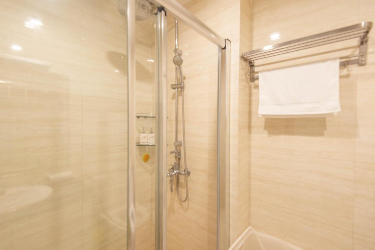 22Housing Hotel & Residence 81 Linh Lang ฮานอย ภายนอก รูปภาพ