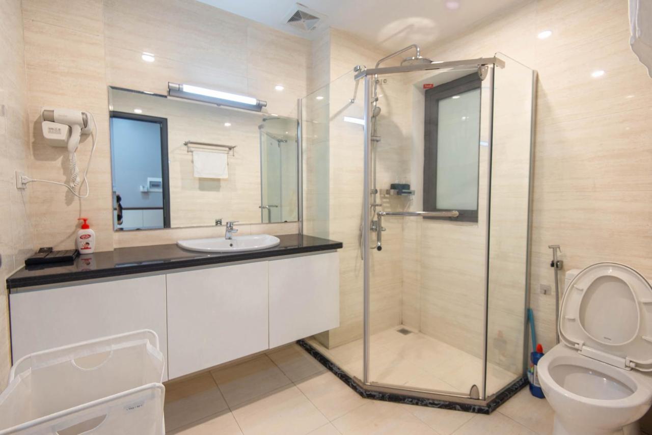 22Housing Hotel & Residence 81 Linh Lang ฮานอย ภายนอก รูปภาพ