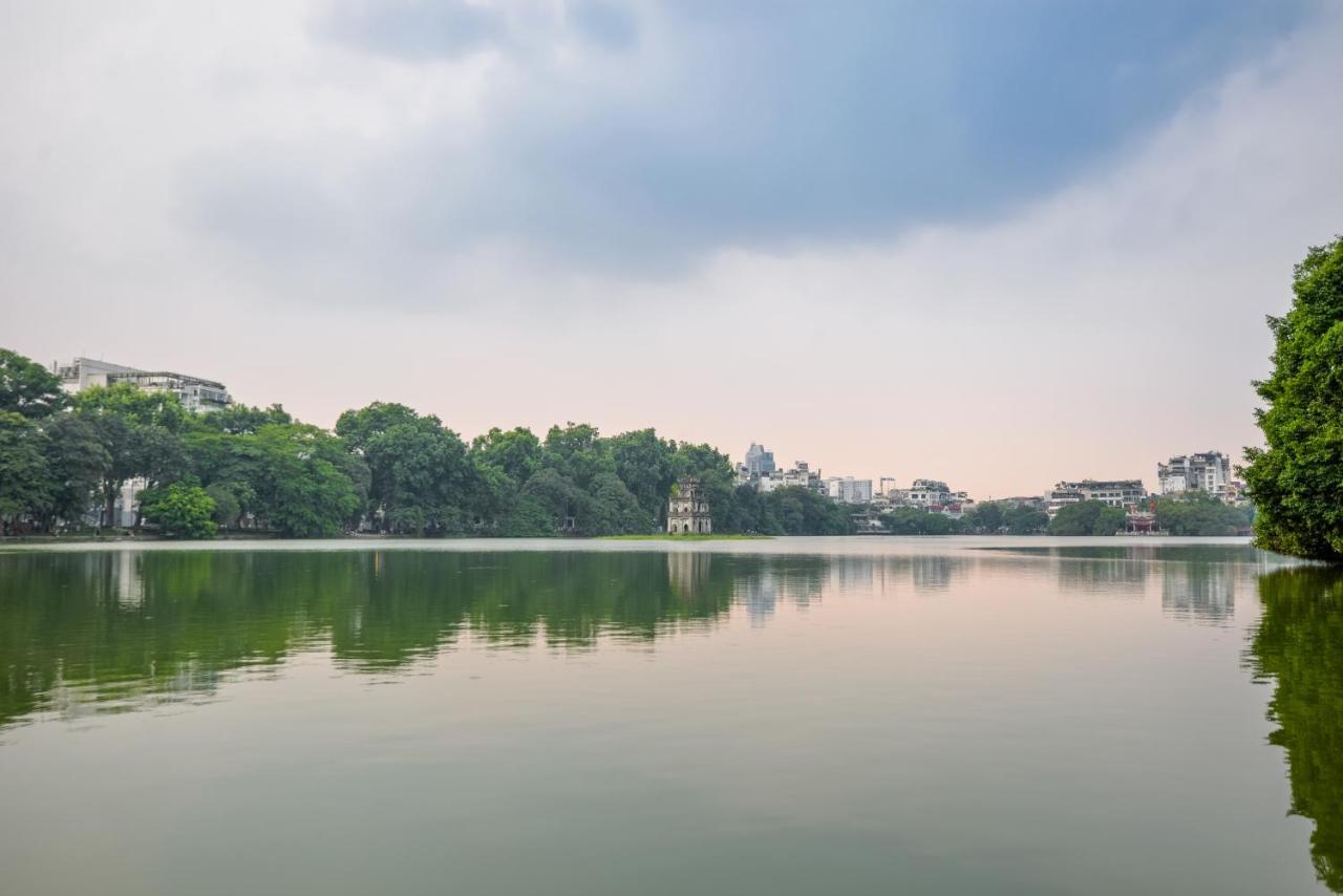 22Housing Hotel & Residence 81 Linh Lang ฮานอย ภายนอก รูปภาพ