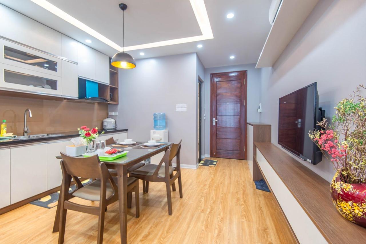 22Housing Hotel & Residence 81 Linh Lang ฮานอย ภายนอก รูปภาพ